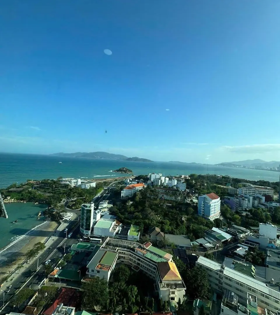 Longapartment Nha Trang 0*,